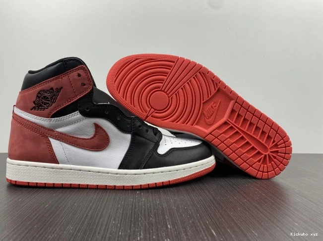 Jordan Air 555088-112 Retro High Track 1 Red 0622